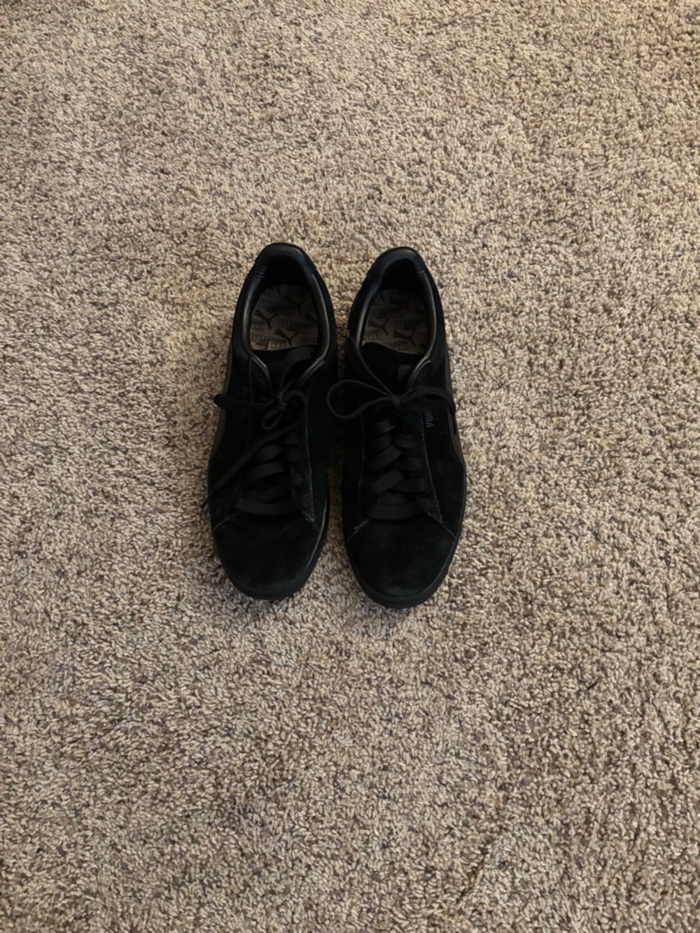 Puma Men's Black Suede Low-Top Sneakers